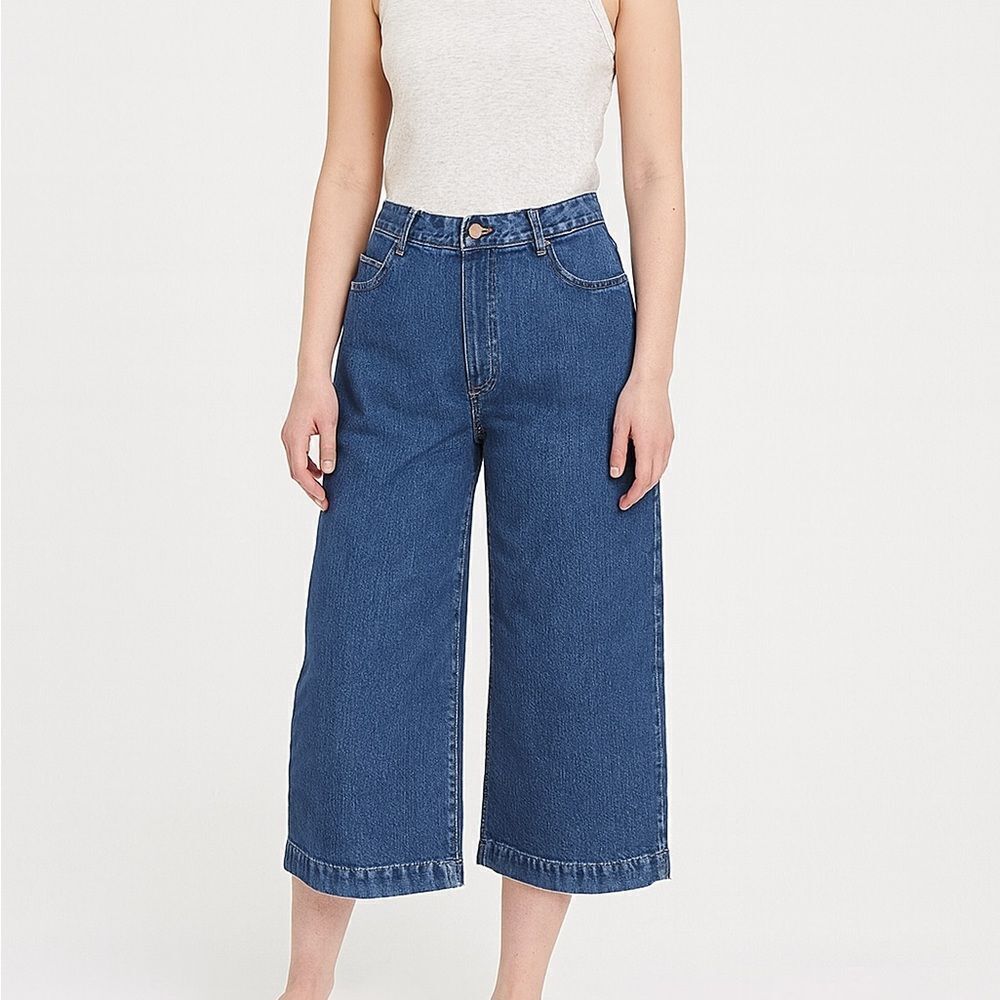 Universal thread wide leg cropped jeans
